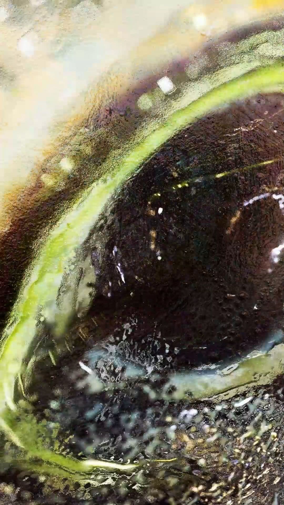 An image without an alt, whoops